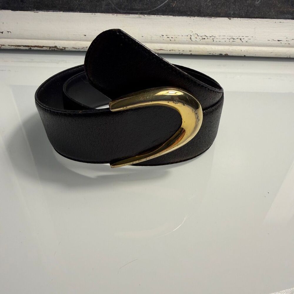 Vintage Toledano Black Genuine Leather Belt Gold Sculptural Buckle Sz Small #763
